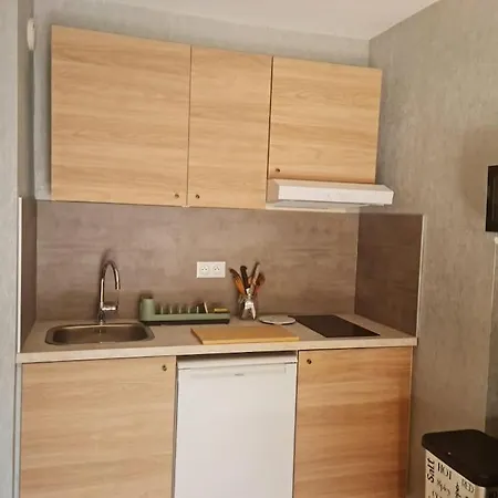 Apartment 2 Pieces Equipe & Renove *
